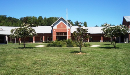 Photo of Clear Creek Elementary exterior
